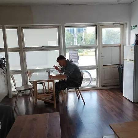 In Bb - North Nord בית הארחה *
